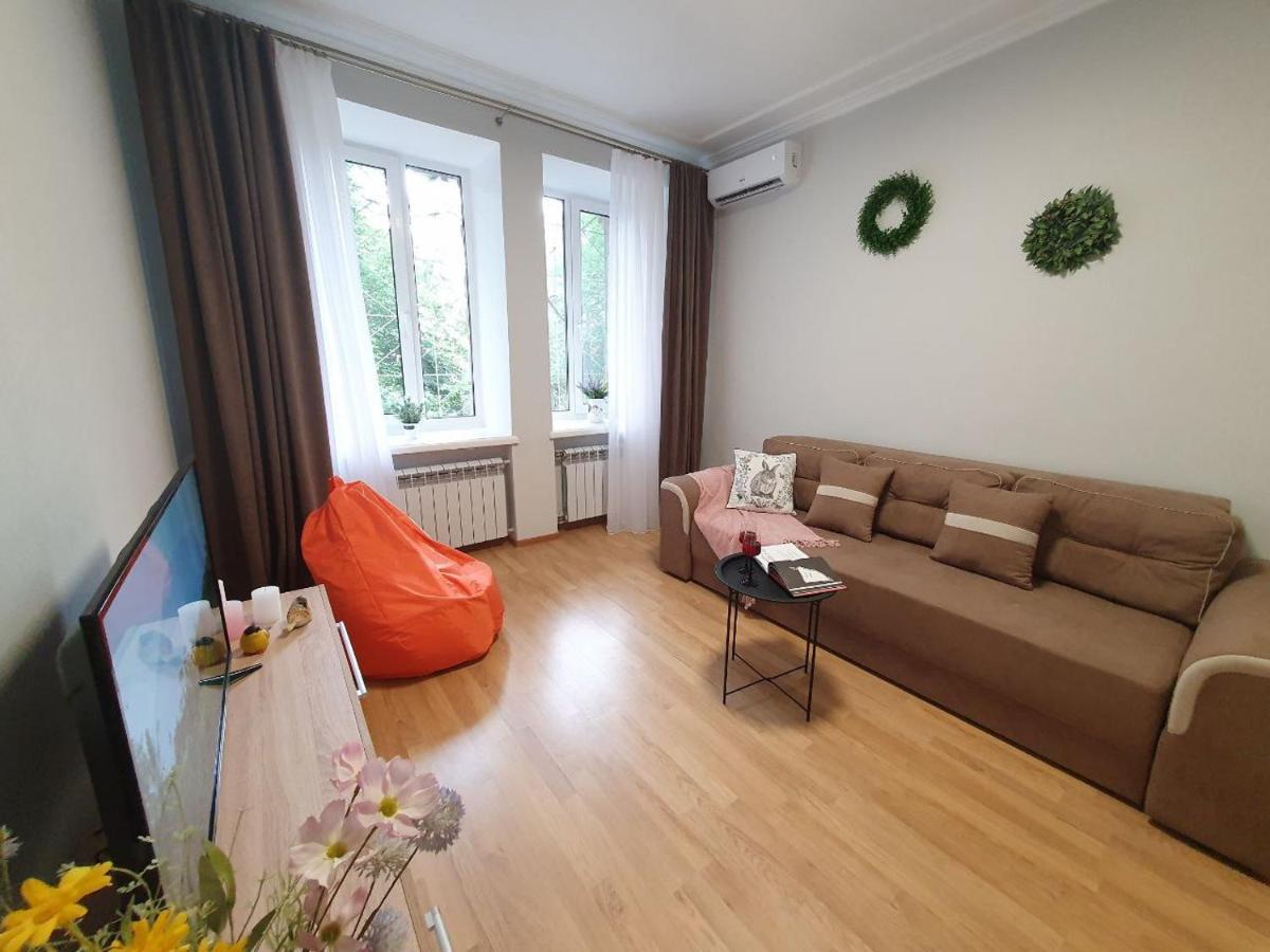 Inn Home Apartments In Kiev Center Bagian luar foto