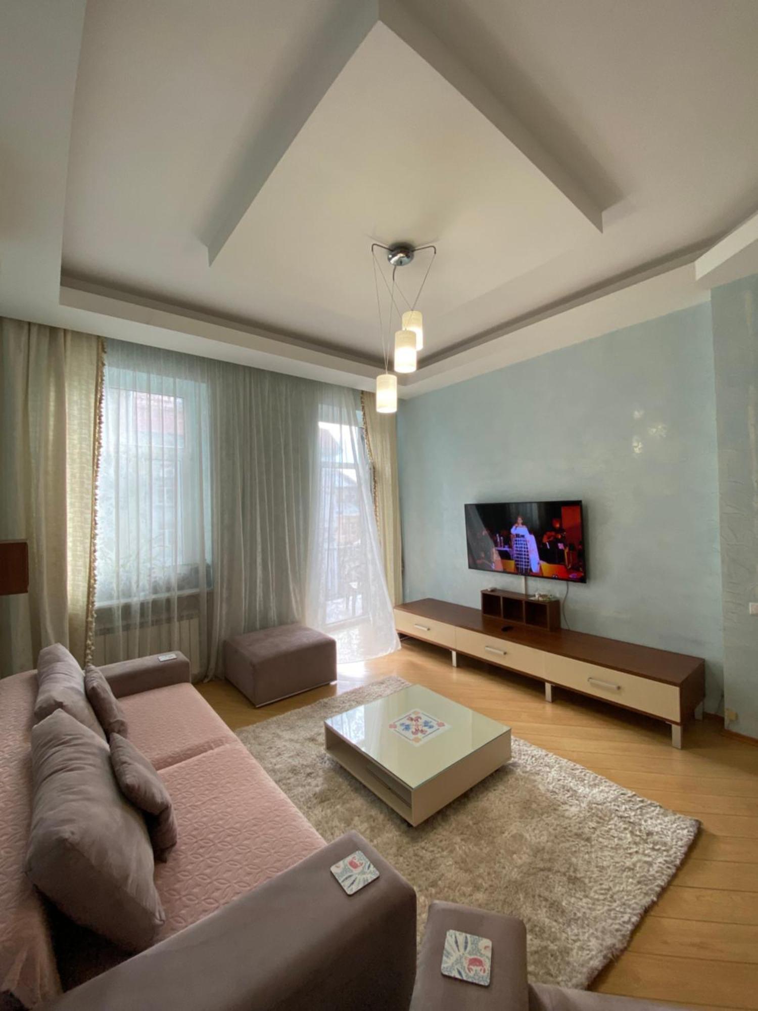 Inn Home Apartments In Kiev Center Bagian luar foto